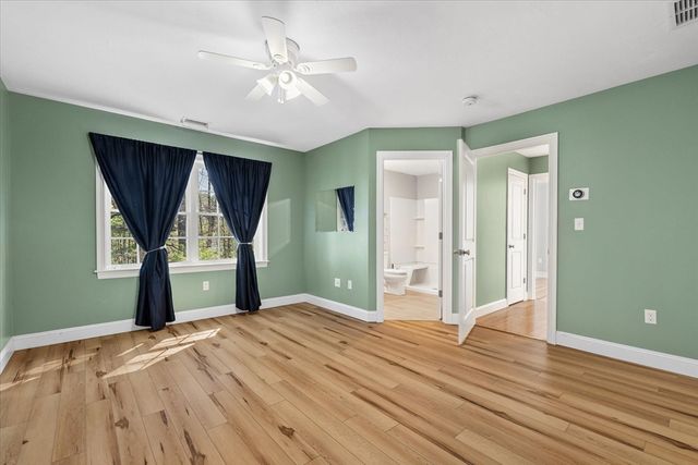 8 William Dr 8, Douglas, MA 01516