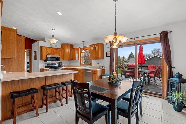 W6678 EMERALD COURT, Greenville, WI 54942