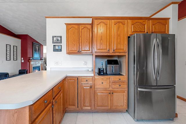 W6678 EMERALD COURT, Greenville, WI 54942