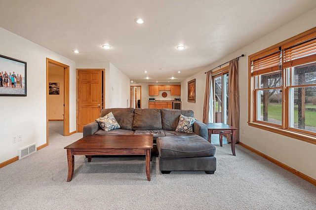 W6678 EMERALD COURT, Greenville, WI 54942
