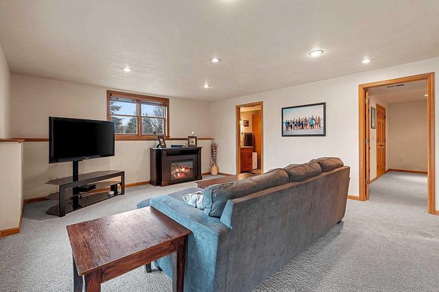 W6678 EMERALD COURT, Greenville, WI 54942