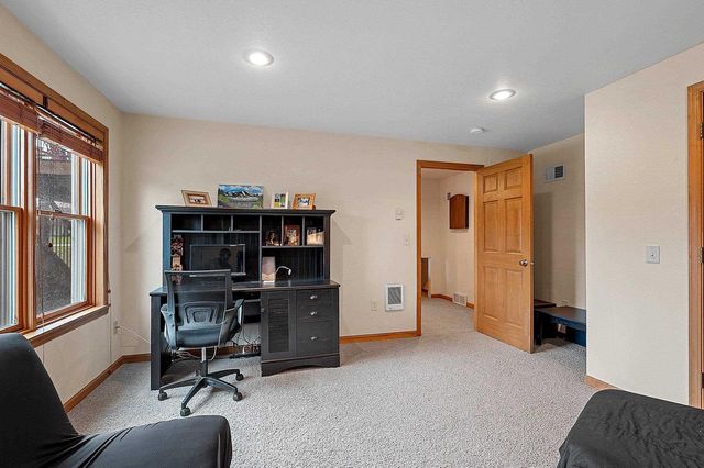 W6678 EMERALD COURT, Greenville, WI 54942