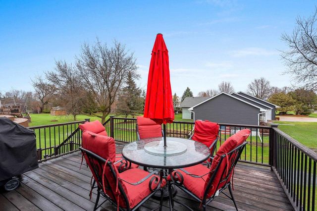 W6678 EMERALD COURT, Greenville, WI 54942