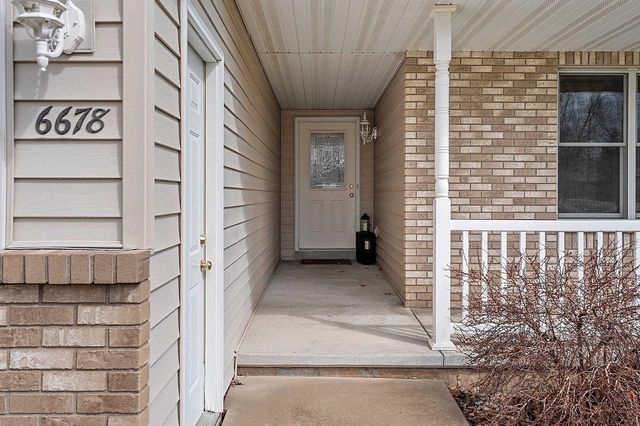 W6678 EMERALD COURT, Greenville, WI 54942