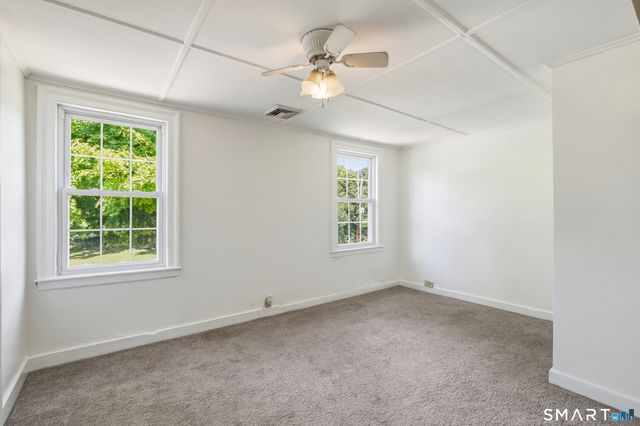 945 Glastonbury Turnpike 2, Portland, CT 06480