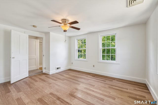 945 Glastonbury Turnpike 2, Portland, CT 06480