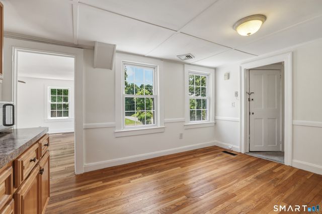 945 Glastonbury Turnpike 2, Portland, CT 06480