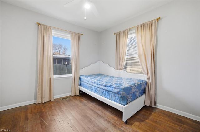 1220 Tyler AVE, Newport News, VA 23601