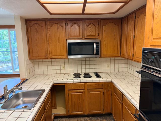 14041 Druid Ln, Pine Grove, CA 95665