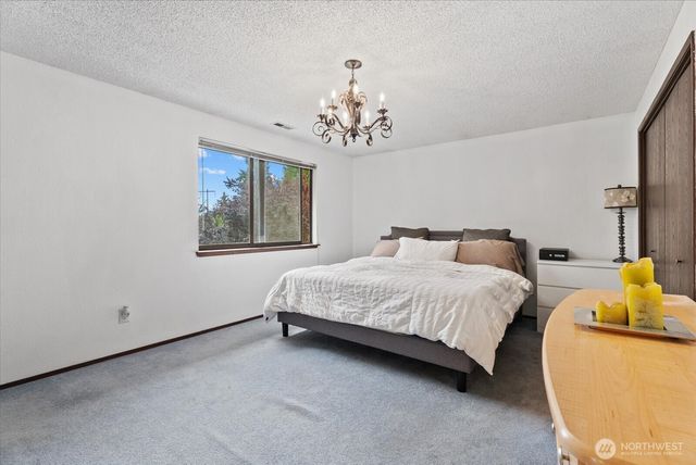 4306 Brookdale Road E, Tacoma, WA 98446