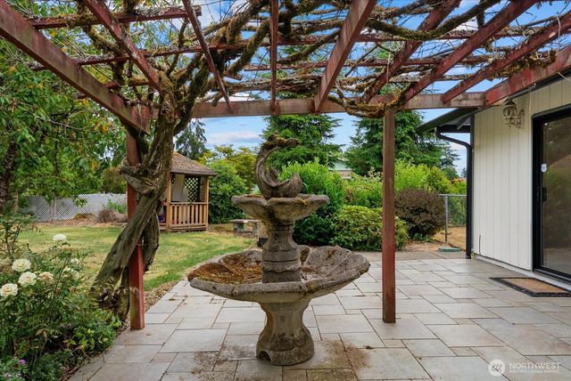 4306 Brookdale Road E, Tacoma, WA 98446