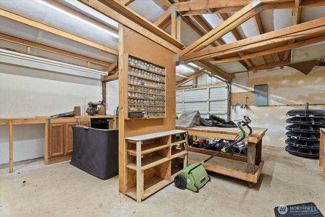 4306 Brookdale Road E, Tacoma, WA 98446