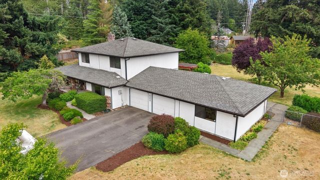 4306 Brookdale Road E, Tacoma, WA 98446