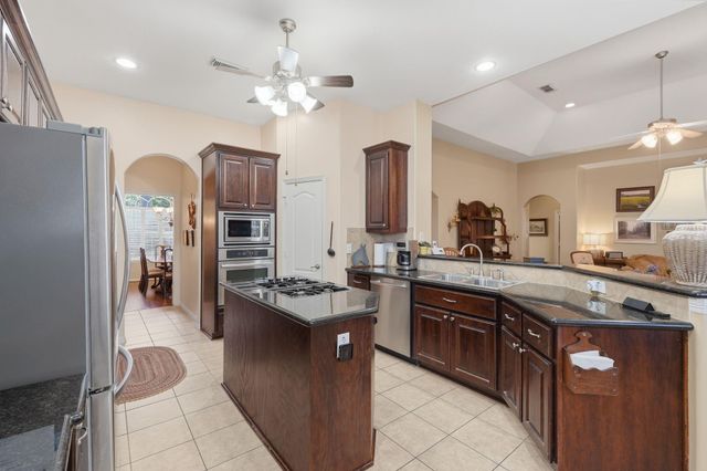 4806 Kings Way, Houston, TX 77069