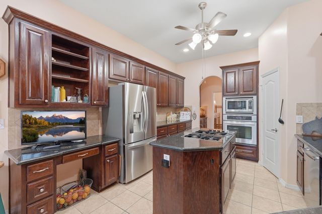 4806 Kings Way, Houston, TX 77069