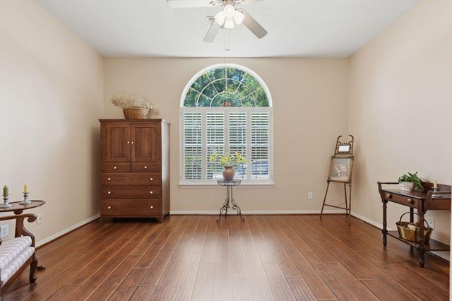 4806 Kings Way, Houston, TX 77069