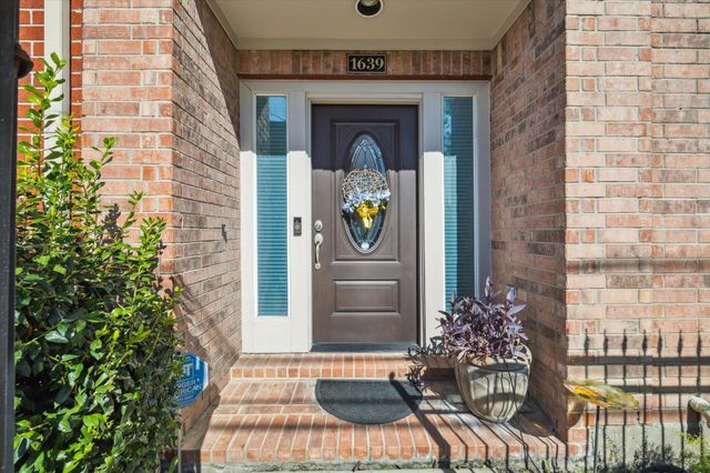 1639 Sutton Street, Houston, TX 77006