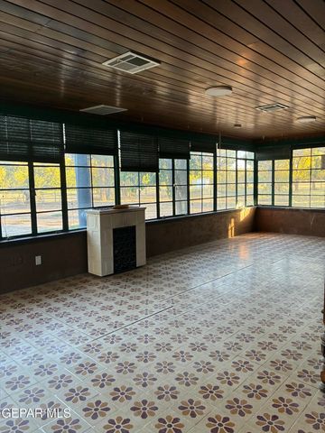 7017 McNutt Road, Anthony, NM 88021