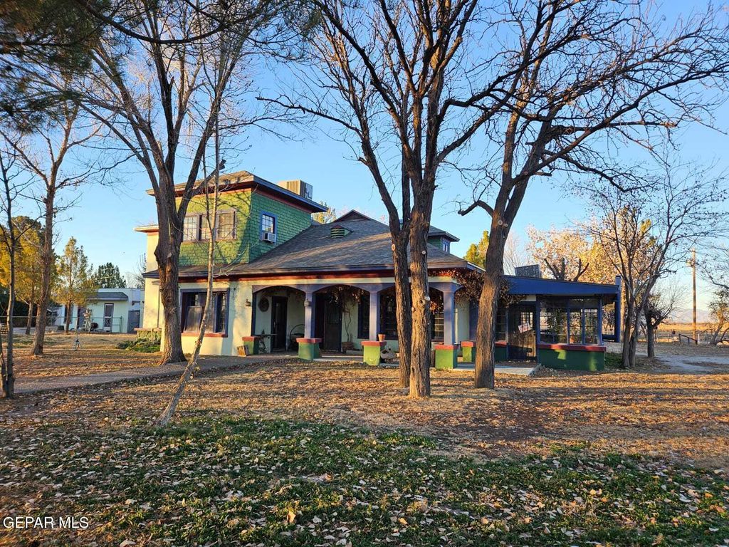 7017 McNutt Road, Anthony, NM 88021
