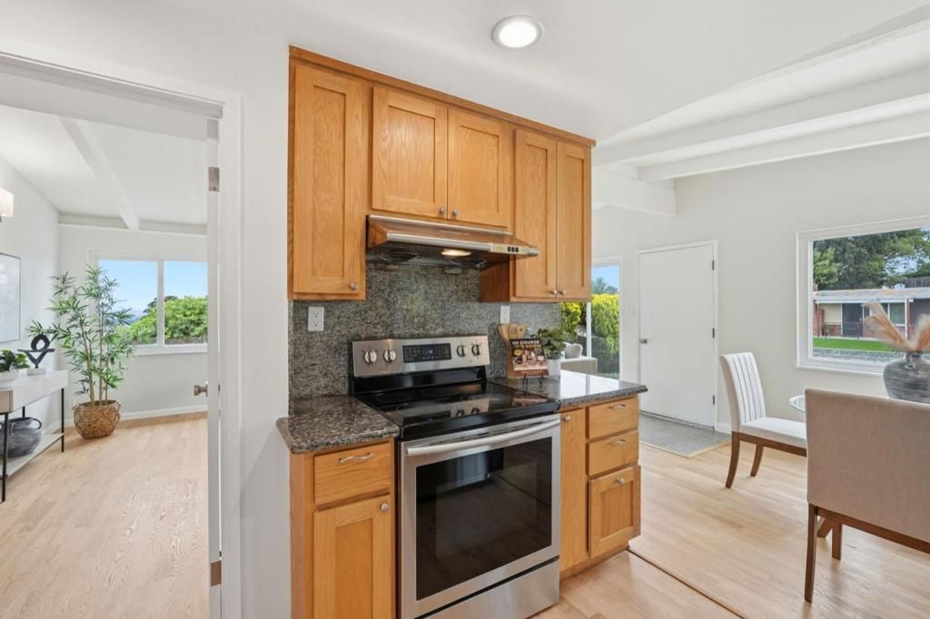 Image 19 of property listing at 2140 Espanola Drive, San Pablo, CA 94806