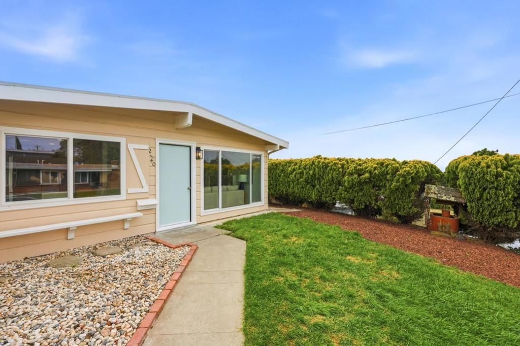 Image 4 of property listing at 2140 Espanola Drive, San Pablo, CA 94806