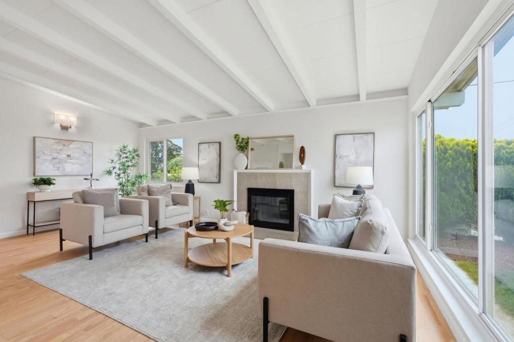 Image 7 of property listing at 2140 Espanola Drive, San Pablo, CA 94806
