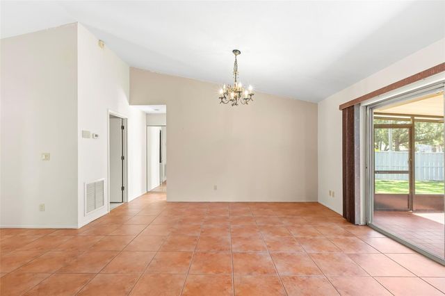 486 GENOA CIRCLE NE, St Petersburg, FL 33703