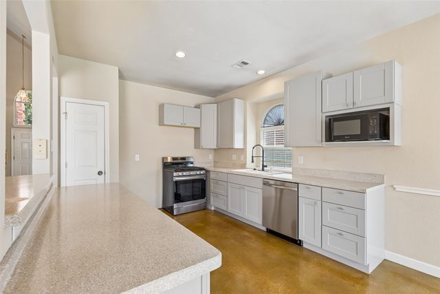 5376 Lake Chelen Drive, Fort Worth, TX 76137
