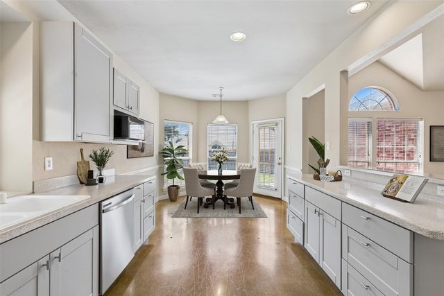 5376 Lake Chelen Drive, Fort Worth, TX 76137
