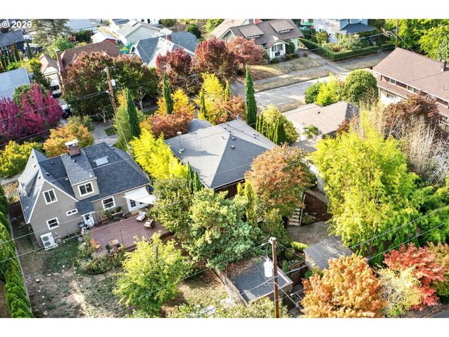 7128 N CURTIS Ave, Portland, OR 97217