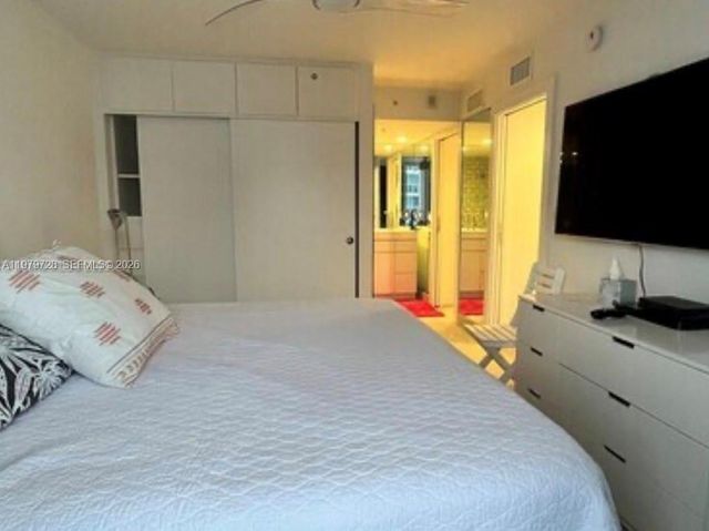 2457 Collins Ave 1605, Miami Beach, FL 33140