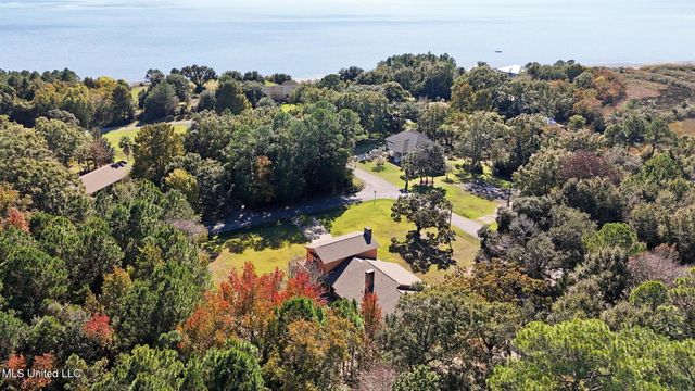 1410 Bay Ridge Drive, Gautier, MS 39553