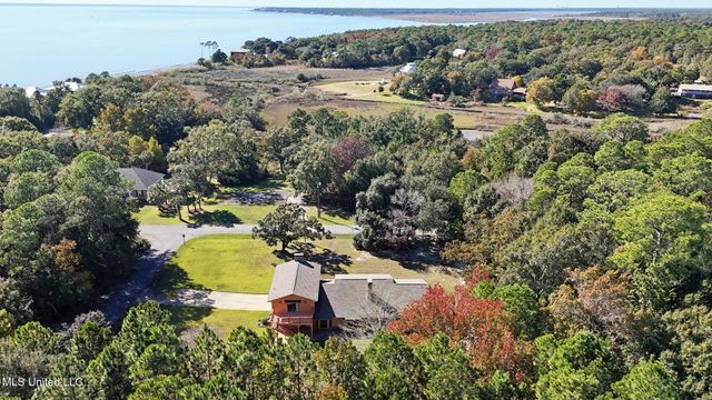 1410 Bay Ridge Drive, Gautier, MS 39553