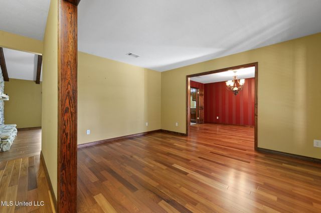 1410 Bay Ridge Drive, Gautier, MS 39553