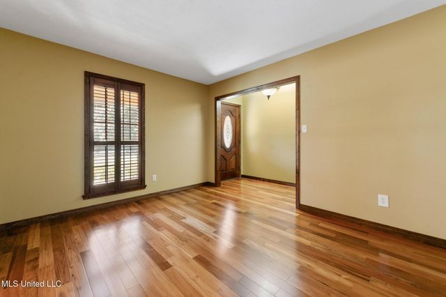 1410 Bay Ridge Drive, Gautier, MS 39553