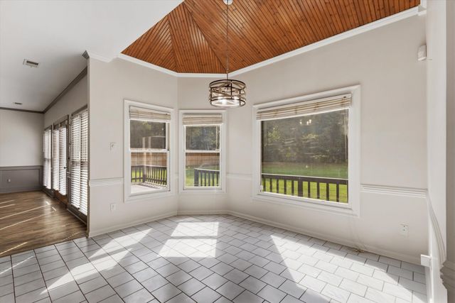 3851 DAVIES MANOR DR, Bartlett, TN 38133