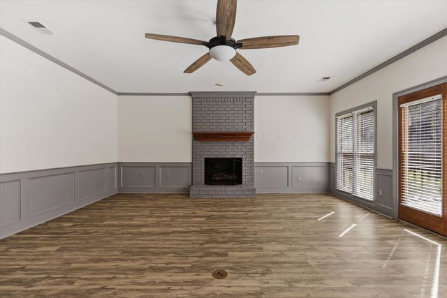 3851 DAVIES MANOR DR, Bartlett, TN 38133