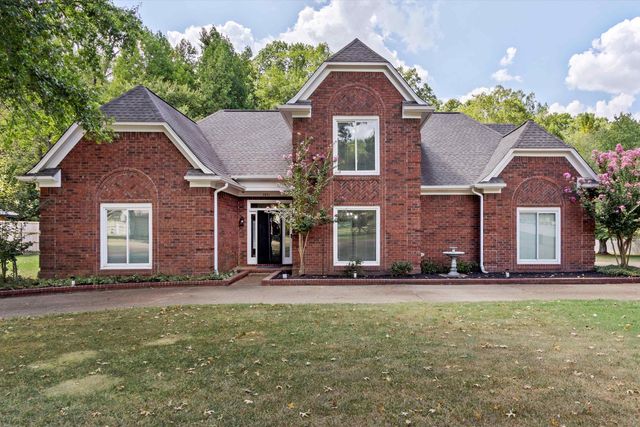 3851 DAVIES MANOR DR, Bartlett, TN 38133