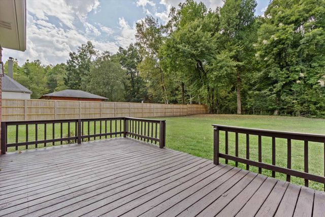 3851 DAVIES MANOR DR, Bartlett, TN 38133