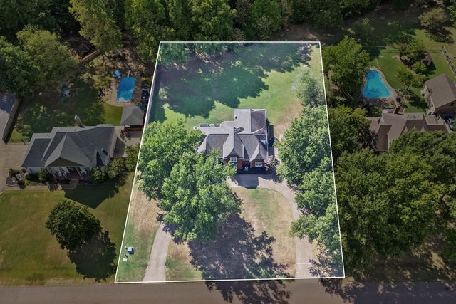 3851 DAVIES MANOR DR, Bartlett, TN 38133