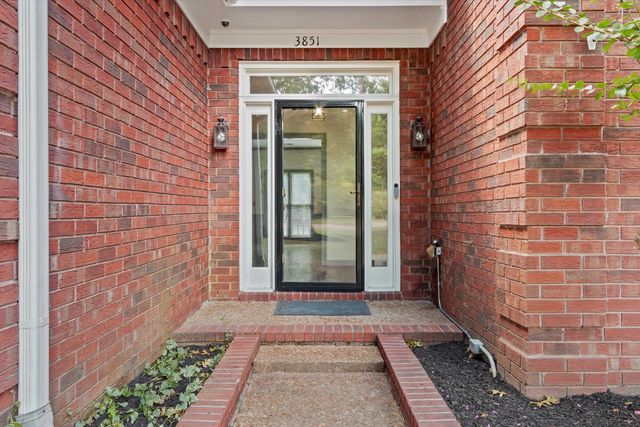 3851 DAVIES MANOR DR, Bartlett, TN 38133