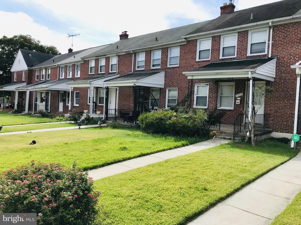 1645 GLENEAGLE RD, Baltimore, MD 21239