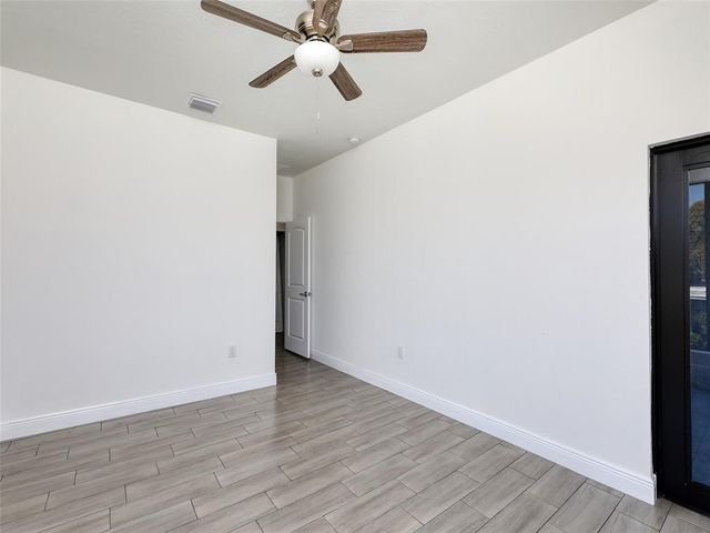 102 NW 41st Street 104, Oakland Park, FL 33309