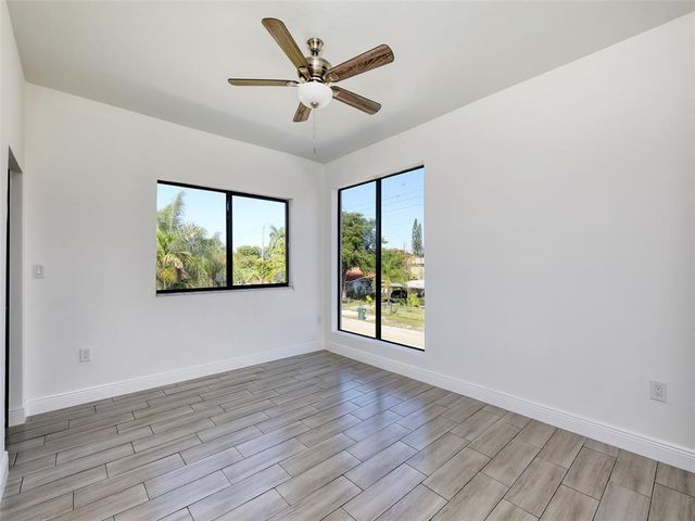 102 NW 41st Street 104, Oakland Park, FL 33309