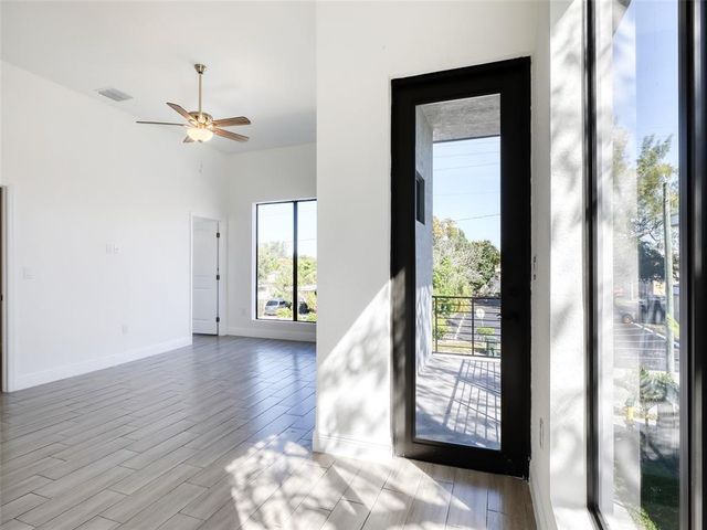 102 NW 41st Street 104, Oakland Park, FL 33309