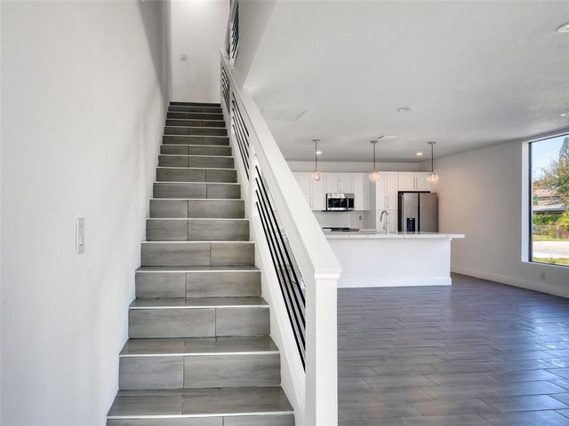 102 NW 41st Street 104, Oakland Park, FL 33309