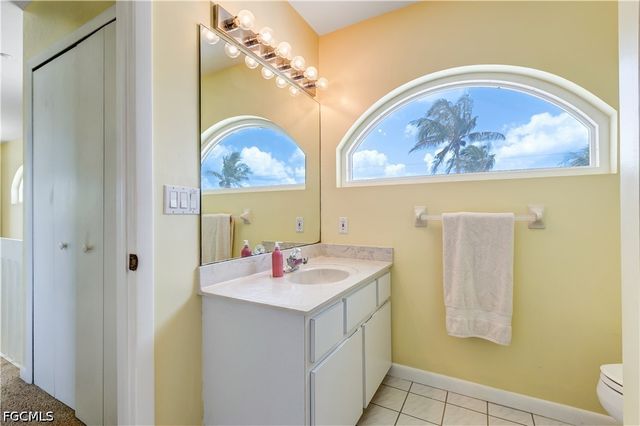 90 Ibis ST, Fort Myers Beach, FL 33931