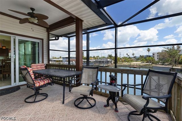 90 Ibis ST, Fort Myers Beach, FL 33931