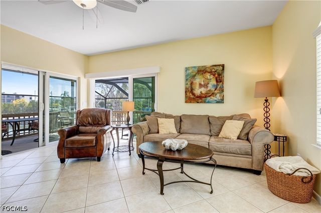 90 Ibis ST, Fort Myers Beach, FL 33931