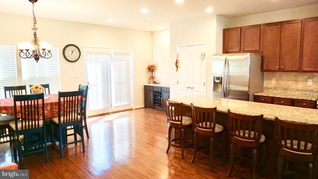 113 QUARRY POINT RD, Malvern, PA 19355